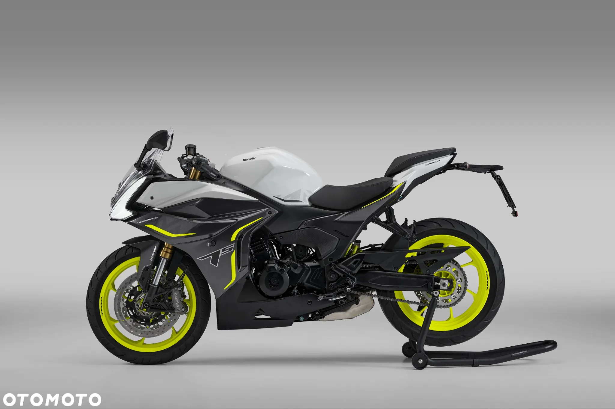 Benelli Tornado - 4