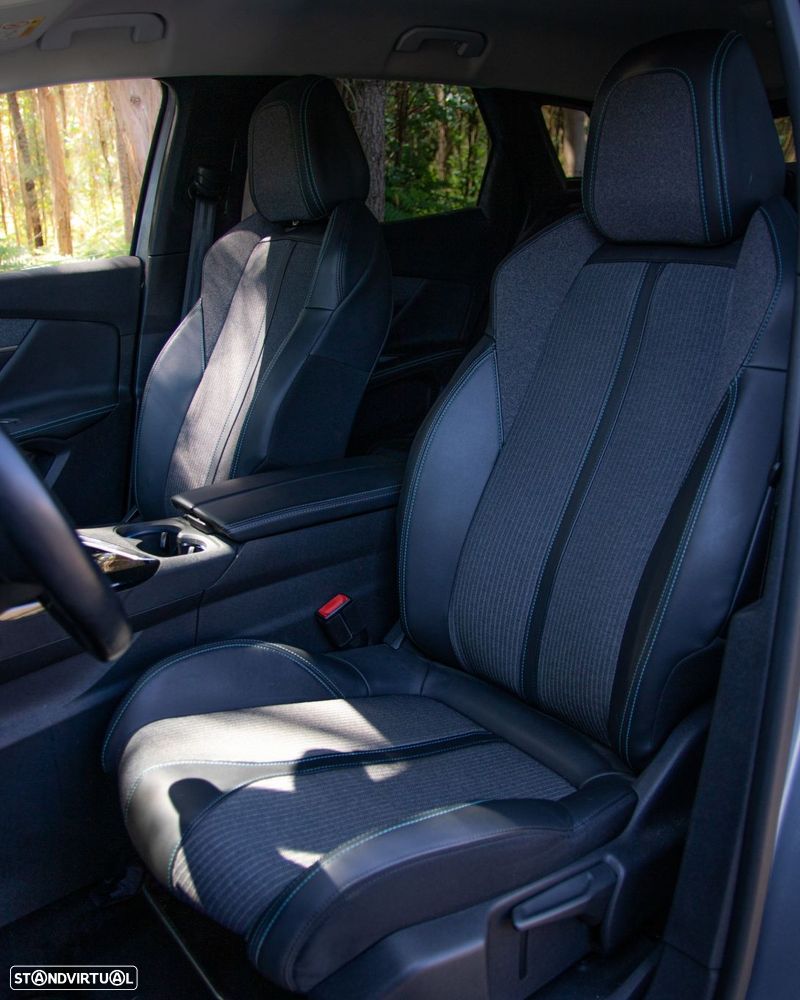 Peugeot 3008 1.6 Hybrid Allure Pack e-EAT8 - 8