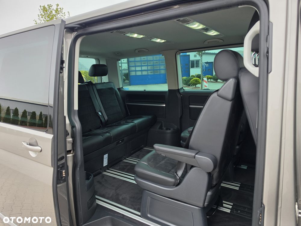 Volkswagen Multivan - 7