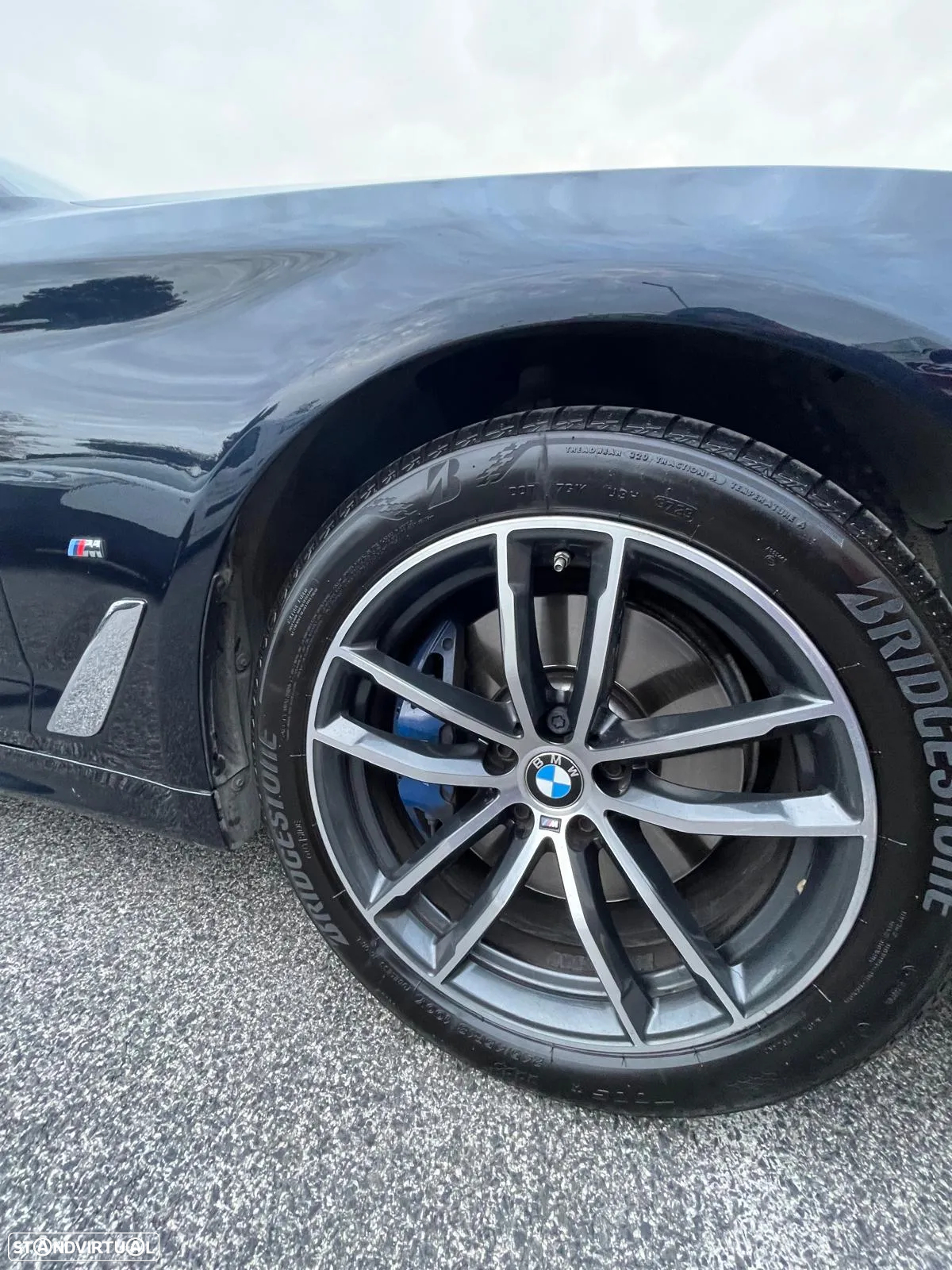 BMW 530 e Pack Desportivo M - 14