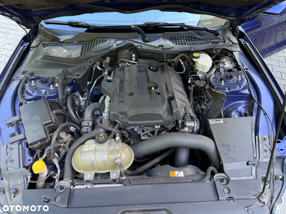 Ford Mustang 2.3 EcoBoost - 33