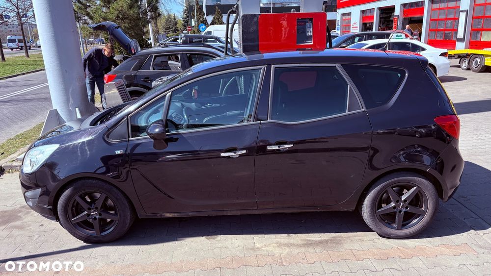 Opel Meriva 1.7 CDTI Cosmo - 8