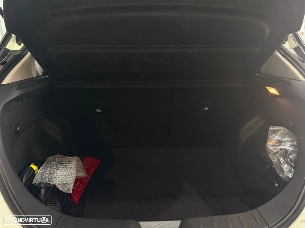 Nissan Leaf N-Connecta - 27