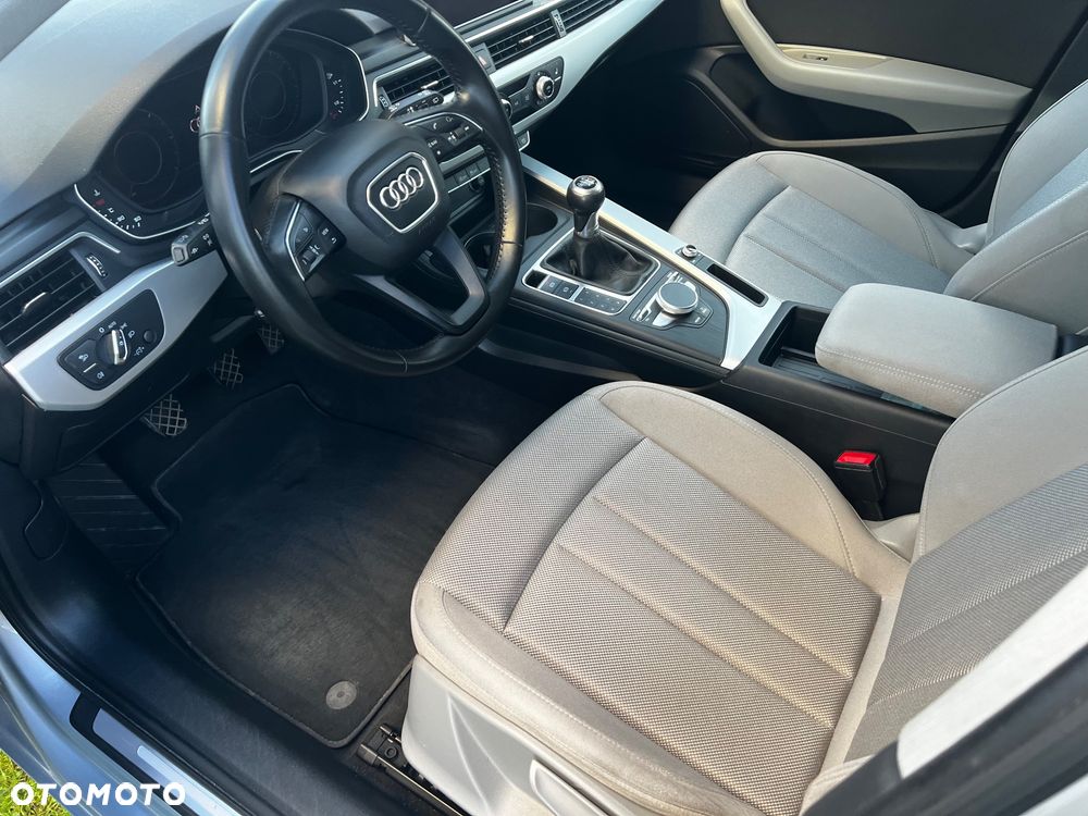 Audi A4 Avant 2.0 TDI - 15
