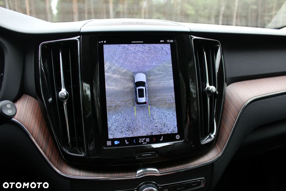 Volvo XC 60 B5 B AWD Geartronic RDesign - 20