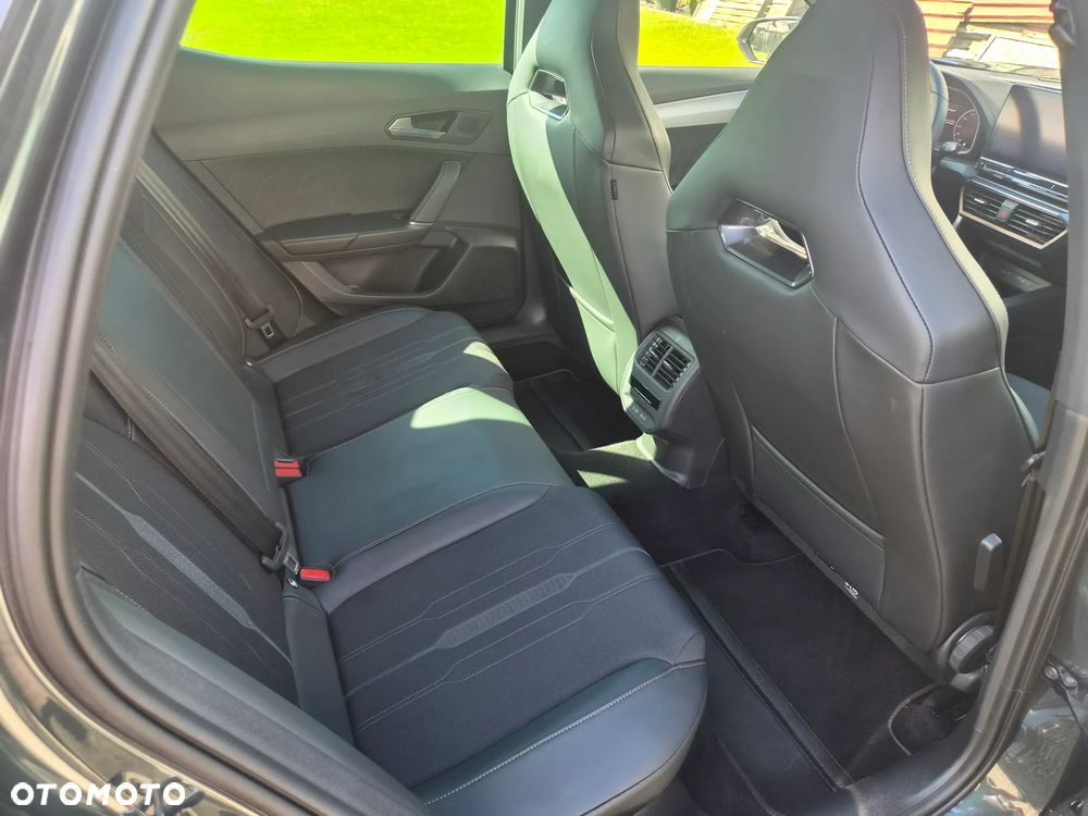 Cupra Formentor VZ 1.4 e-Hybrid DSG Priority - 17