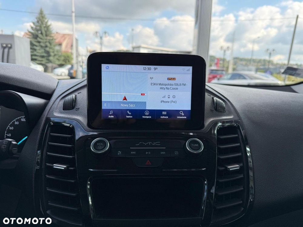 Ford Tourneo Connect Grand - 19