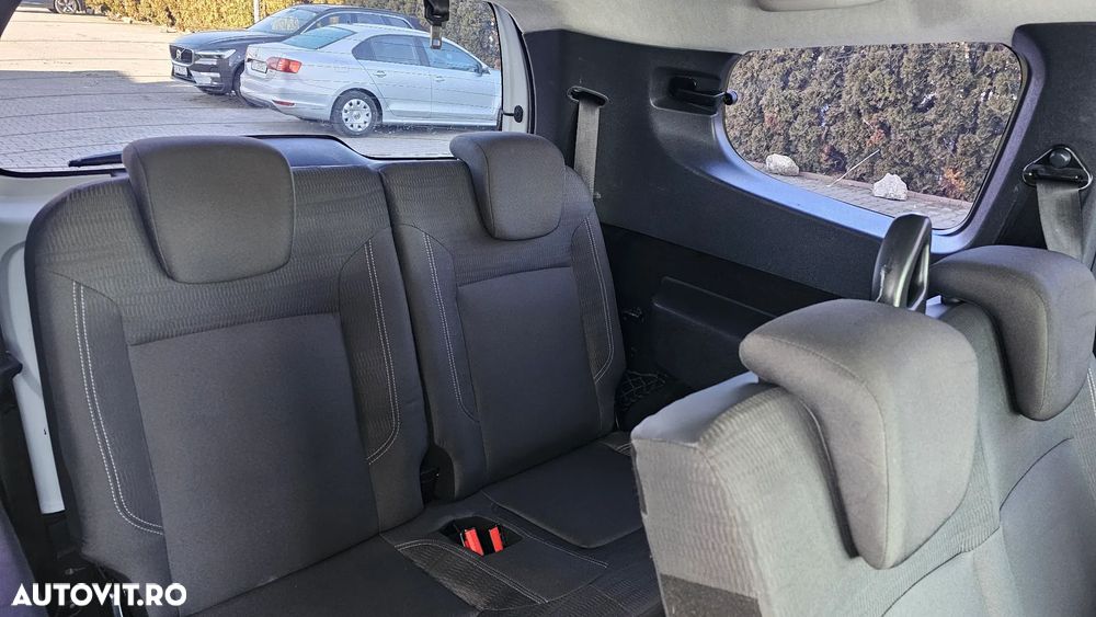 Dacia Lodgy TCe 115 Comfort - 13