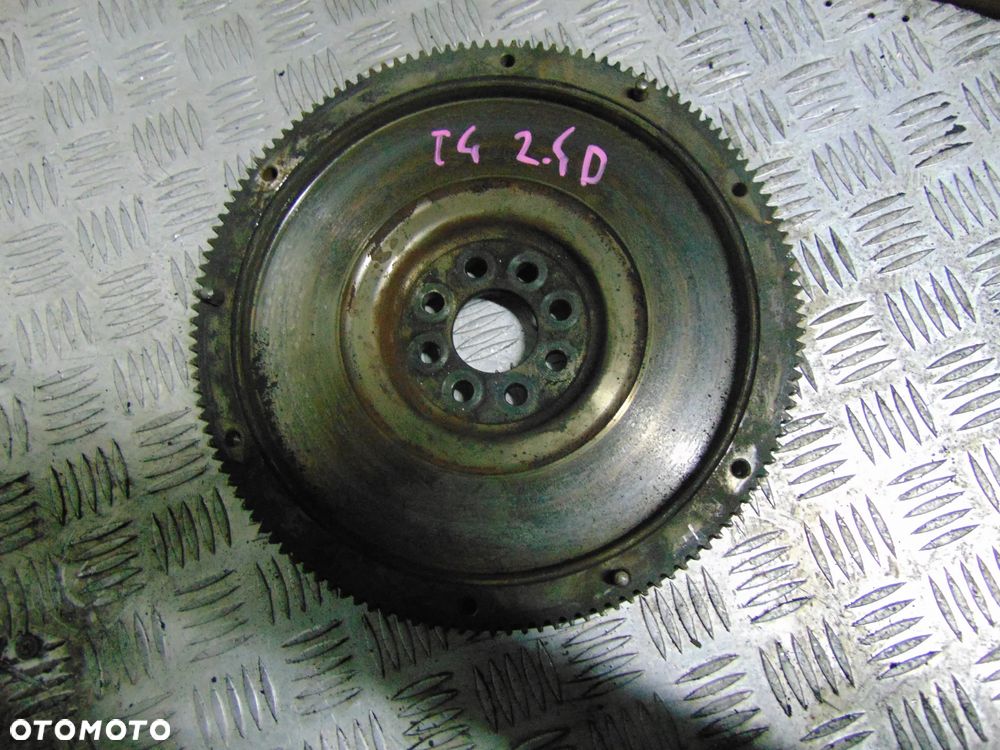 Koło zamachowe t4 2,4 d 074105273d - 1