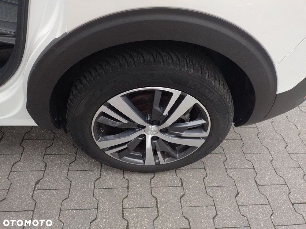 Peugeot 5008 1.5 BlueHDi Allure Pack S&S EAT8 - 11