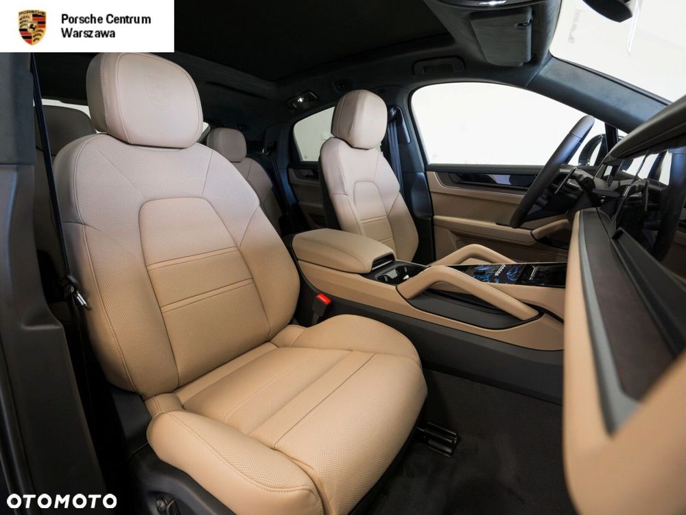 Porsche Cayenne - 12