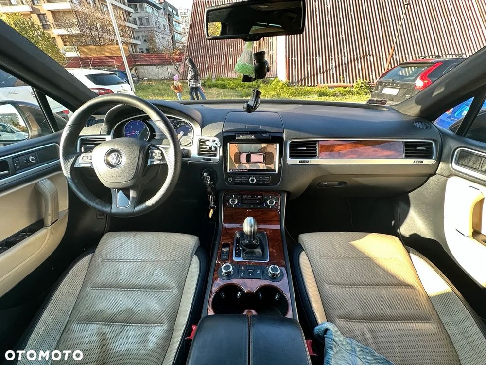 Volkswagen Touareg 3.0 V6 TDI BMT - 7