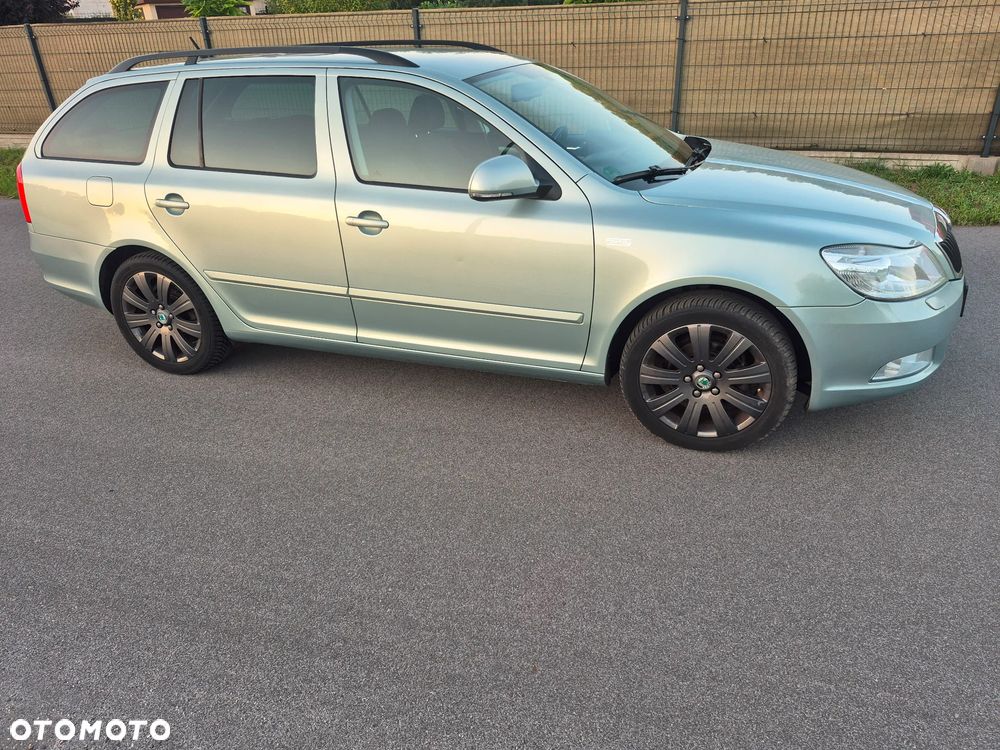 Skoda Octavia 1.2 TSI Family Plus - 10