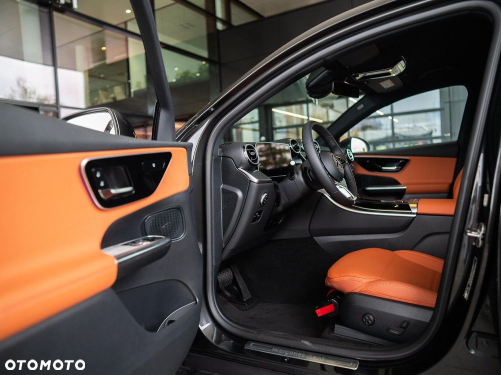 Mercedes-Benz GLC - 11