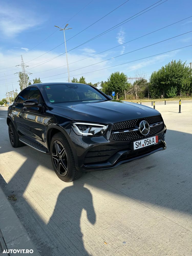 Mercedes-Benz GLC 300 4Matic 9G-TRONIC AMG Line Plus - 1