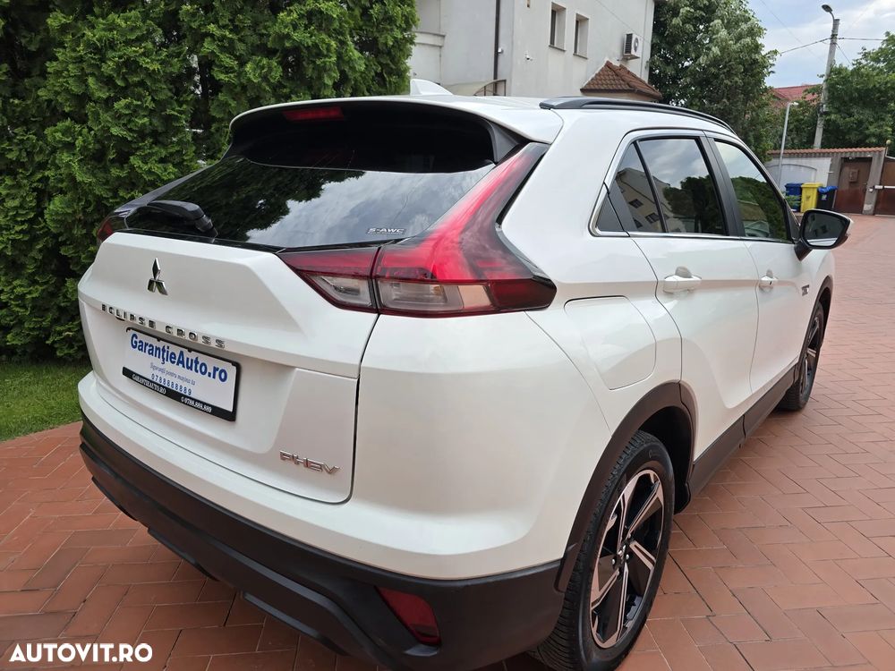 Mitsubishi Eclipse-Cross - 9