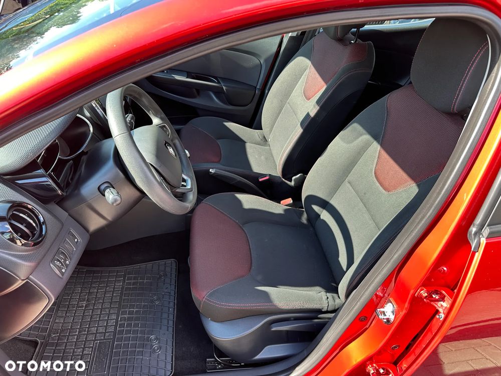 Renault Clio - 21