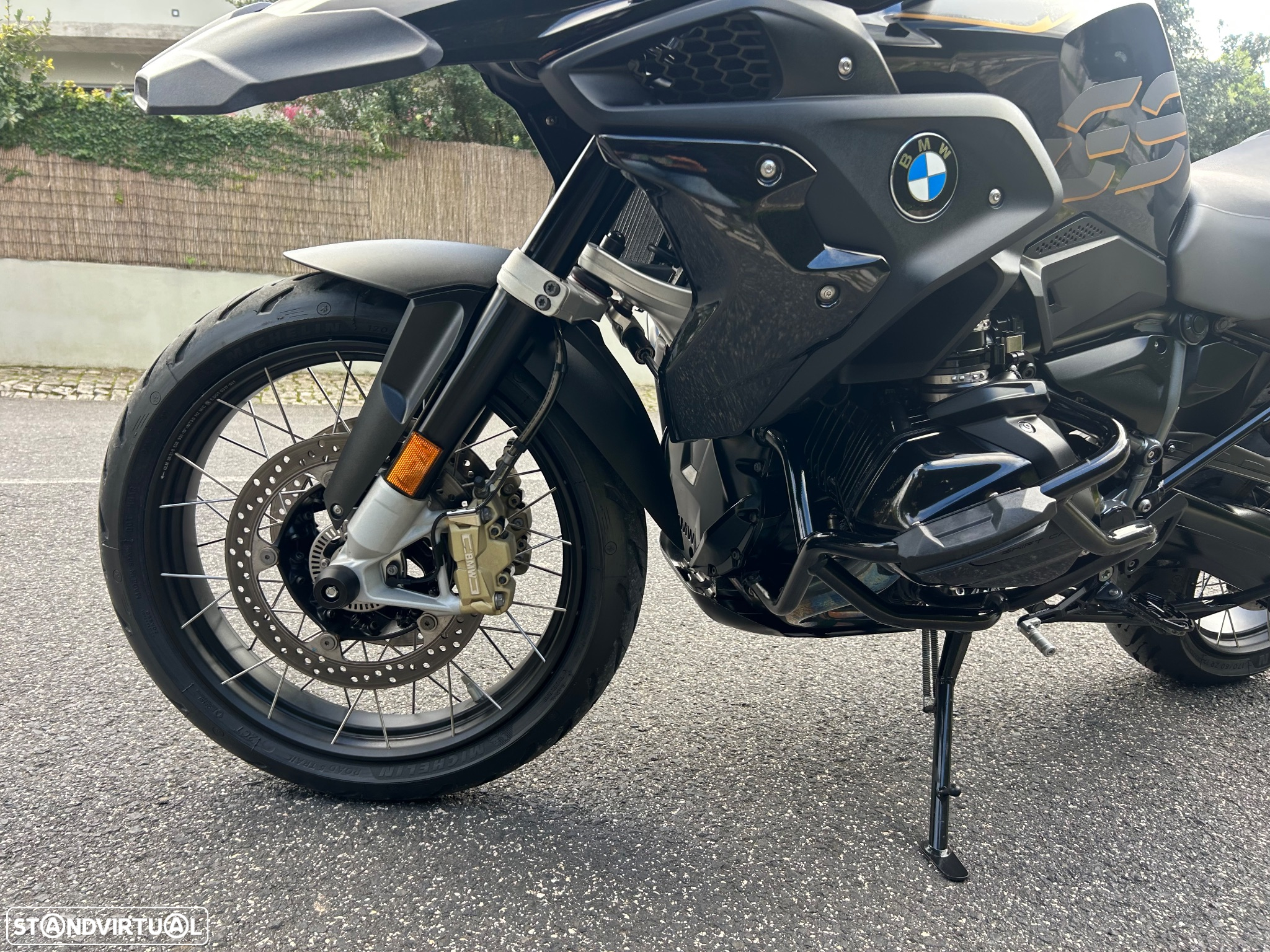 BMW R 1250 GS Exclusive Versão Low - 12