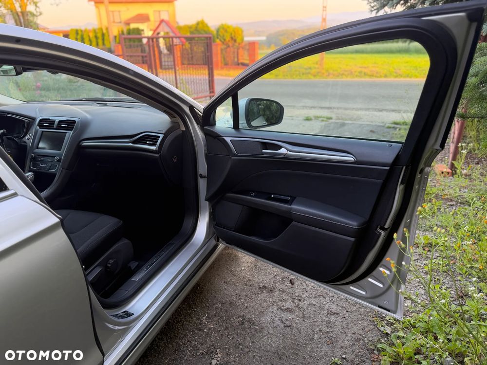 Ford Mondeo 2.0 TDCi STart-Stopp PowerShift-Aut Titanium - 25