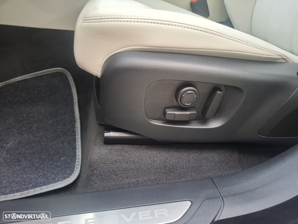 Land Rover Range Rover Velar 2.0 P400e AWD Dynamic SE - 35