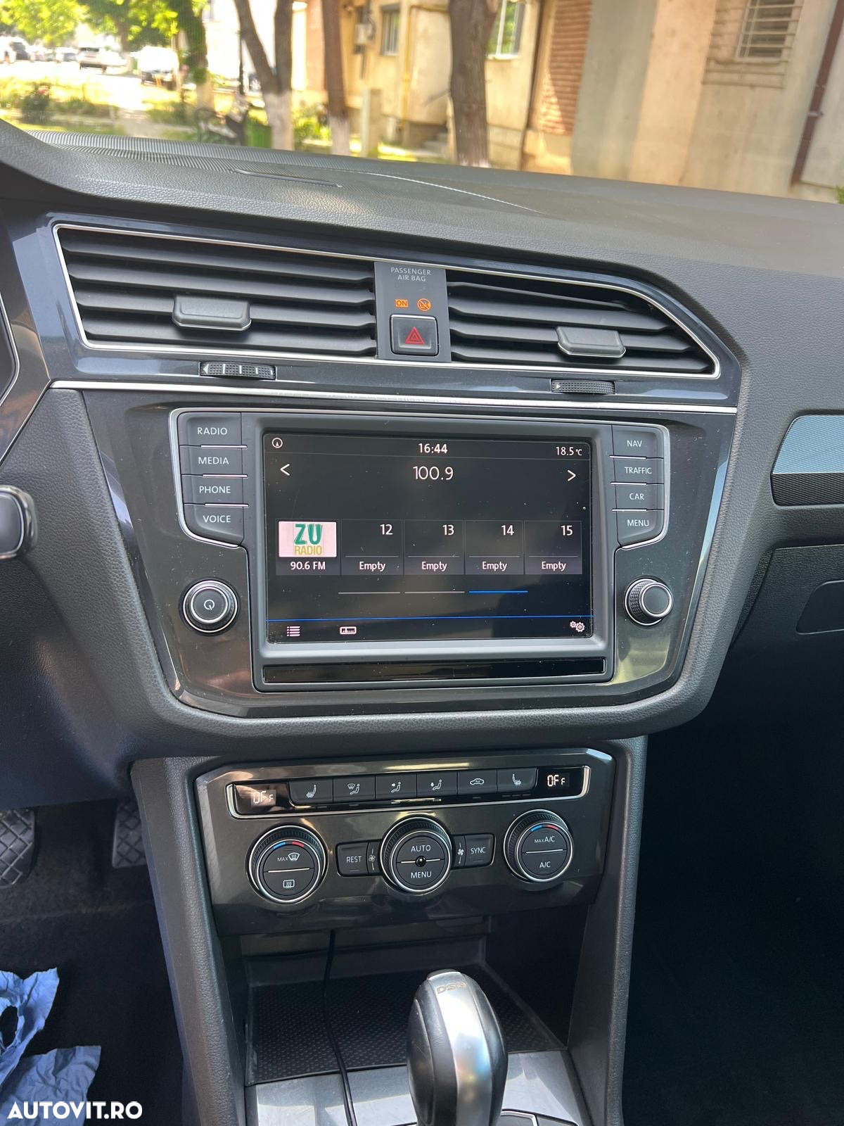 Volkswagen Tiguan 2.0 TDI DPF DSG Comfortline - 9