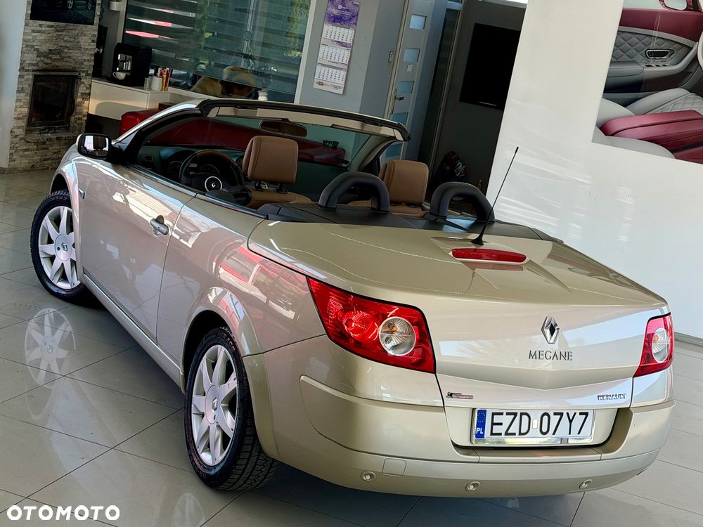 Renault Megane 2.0 Luxe Privilege - 3