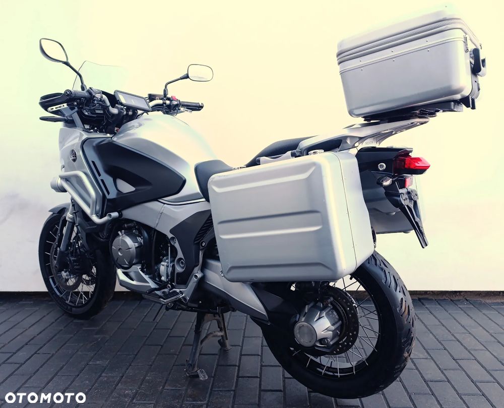 Honda VFR - 5