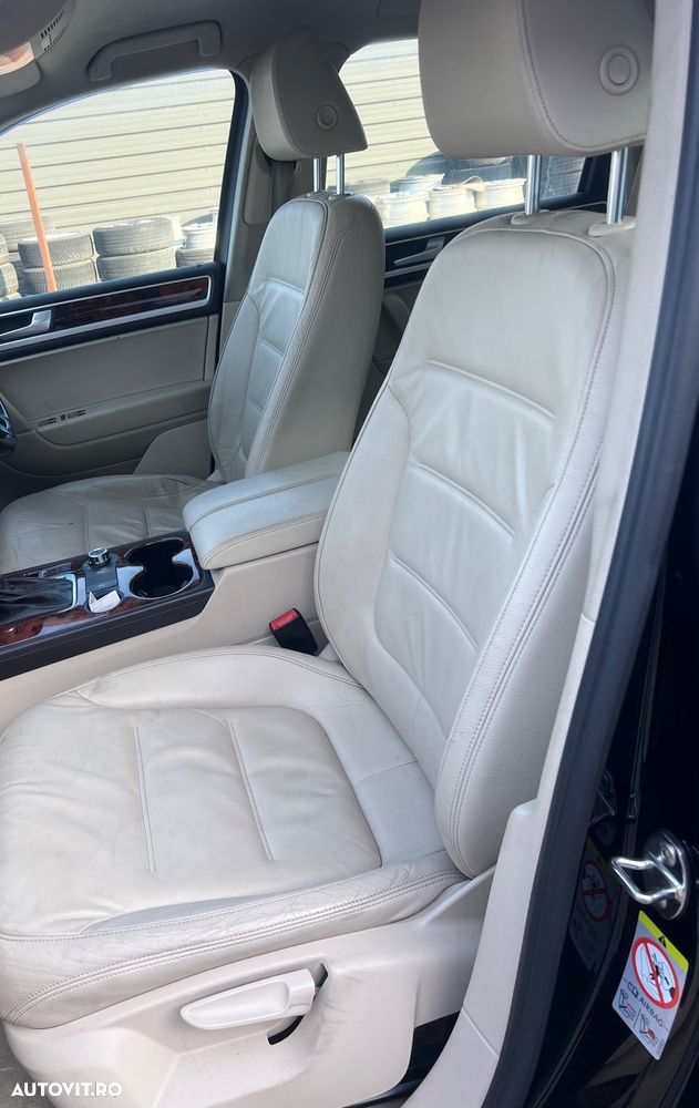 DEZMEMBREZ Piese Auto Volkswagen Touareg 7P Motor 3.0 Diesel euro 5 cod CRC Cutie de Viteze Automata NAC transfer Grup Cardan interior Piele Jante Aluminiu R18 - 7