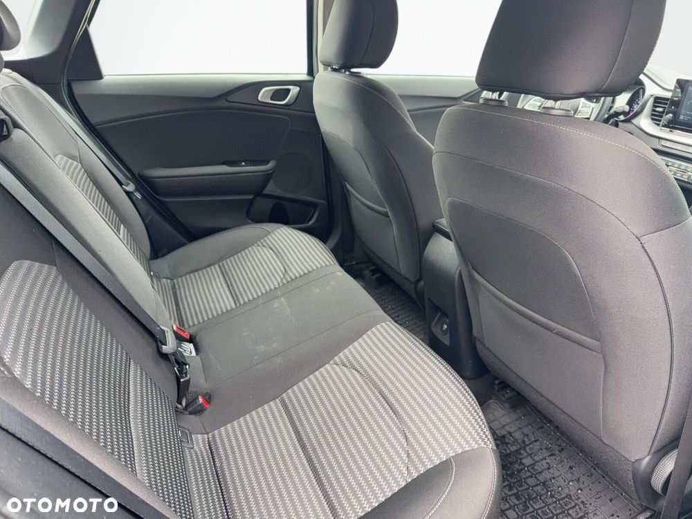 Kia Ceed - 18