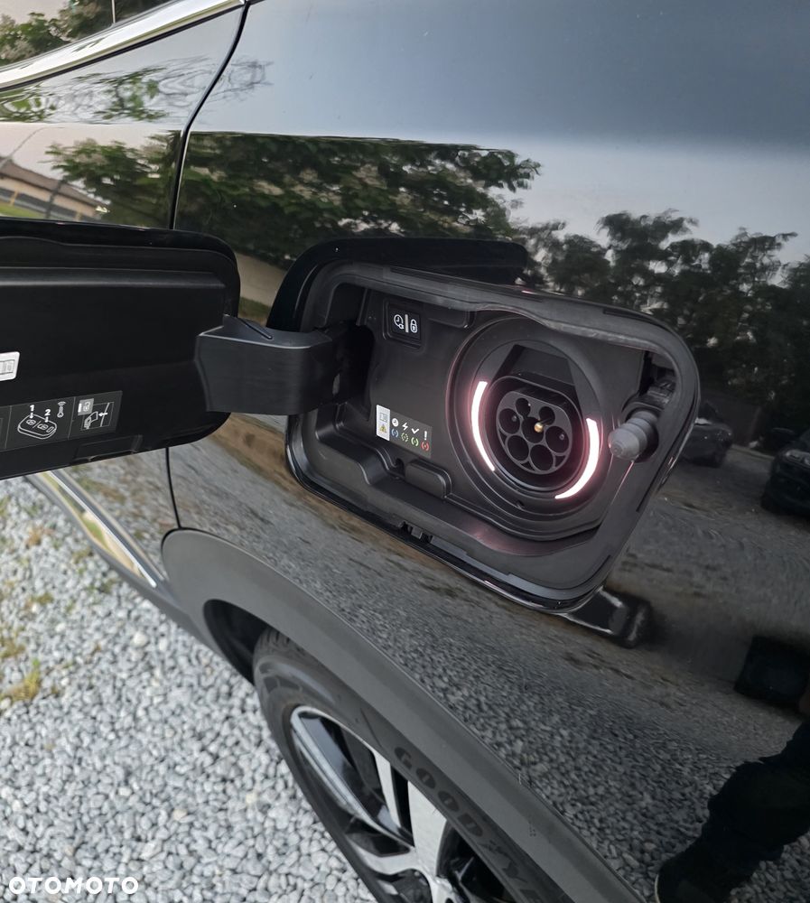 Peugeot 3008 1.6 PureTech HYbrid GT S&S EAT8 - 6