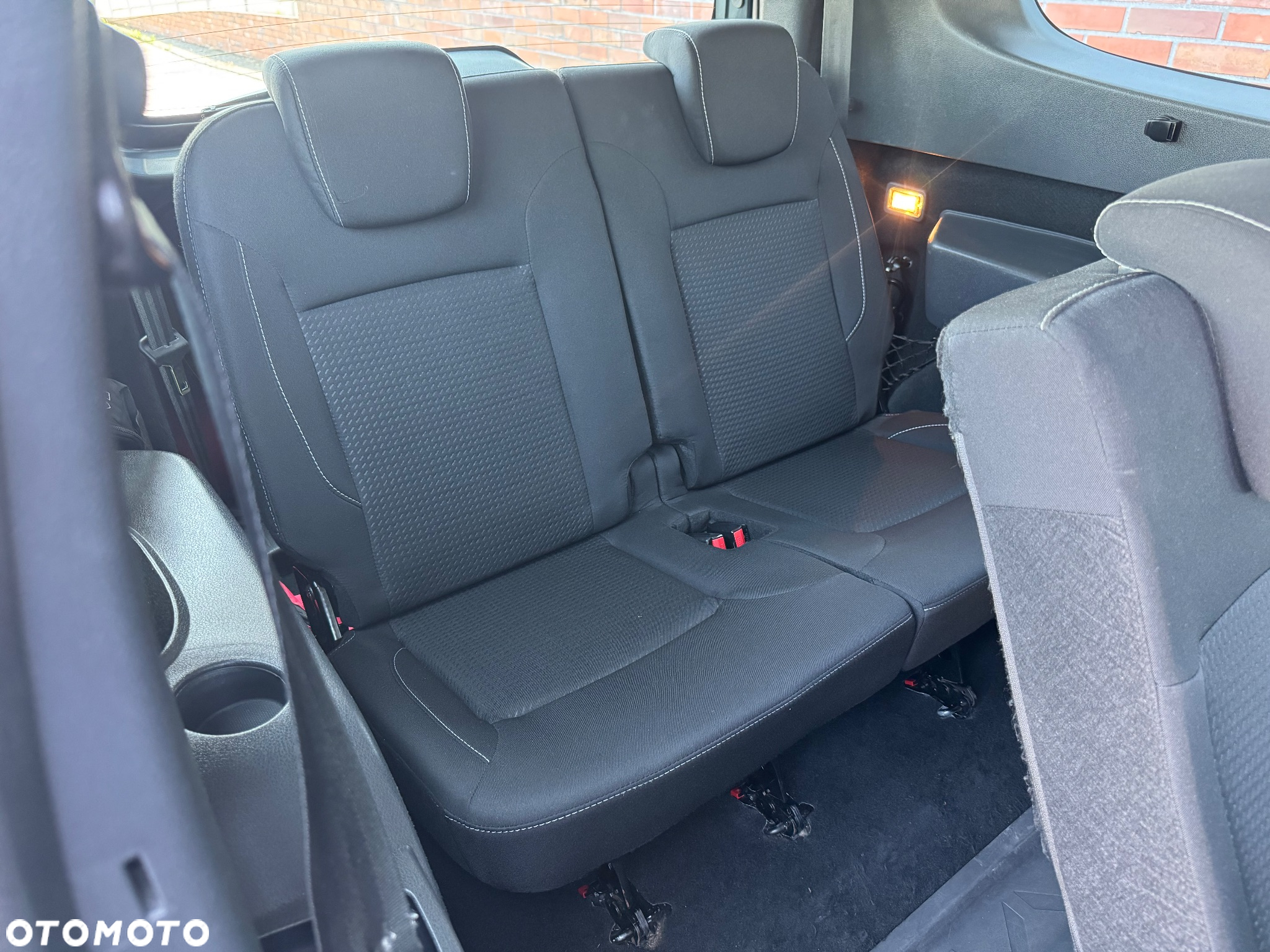 Dacia Lodgy 1.3 TCe Laureate S&S - 30