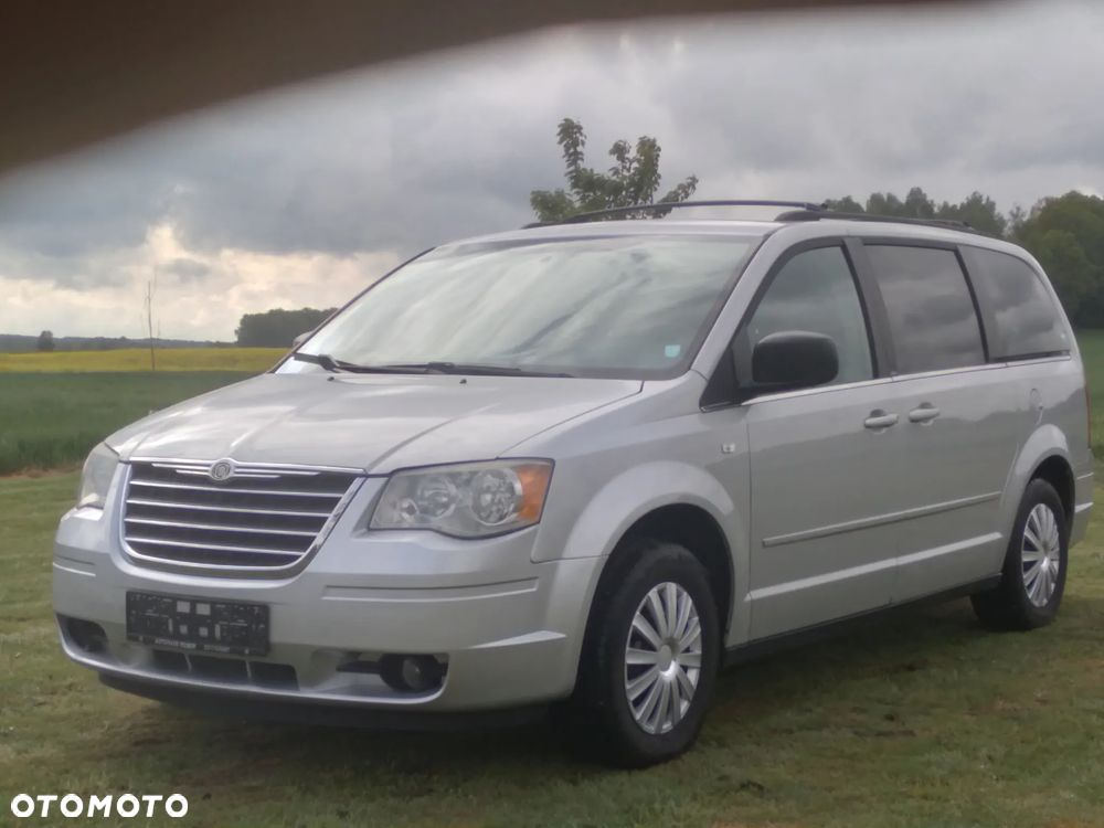 Chrysler Grand Voyager - 2