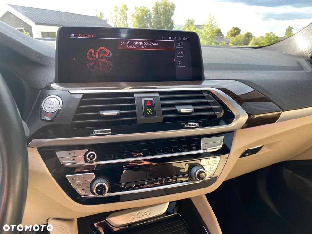 BMW X4 xDrive30i xLine - 16