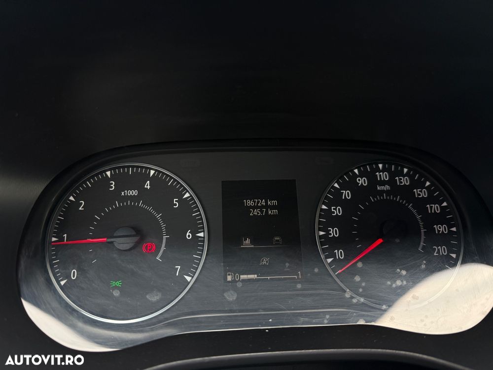Dacia Logan TCe 90 MT6 Expression - 15