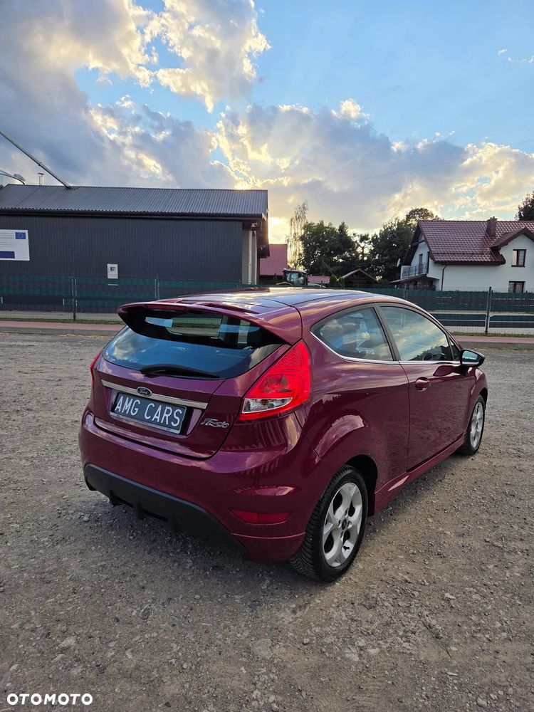 Ford Fiesta - 28