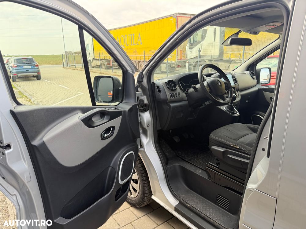 Renault Trafic Combi L2H1 7+1 Expression Plus - 7