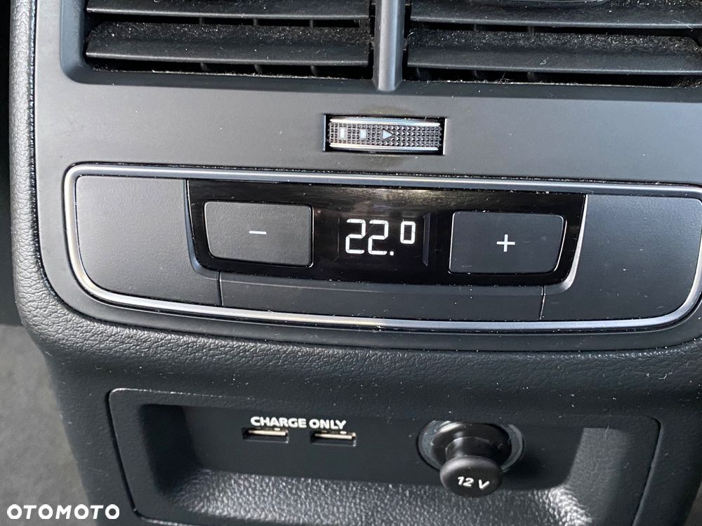 Audi A5 Sportback ver-sportback-35-tdi-s-tronic-advanced - 31