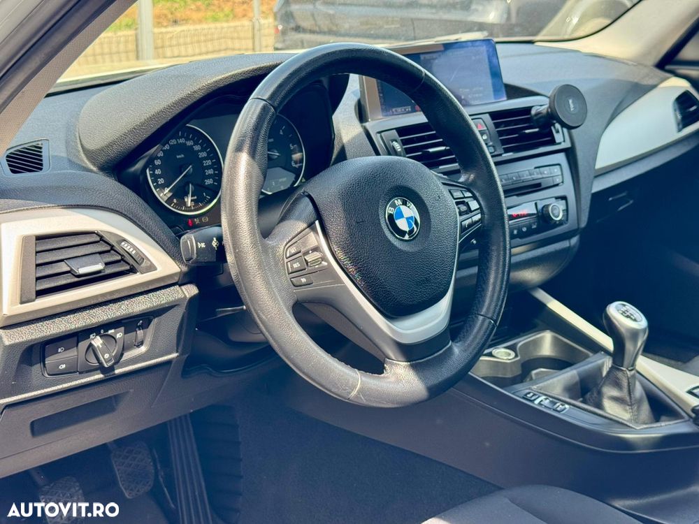 BMW Seria 1 120d Sport Line - 15