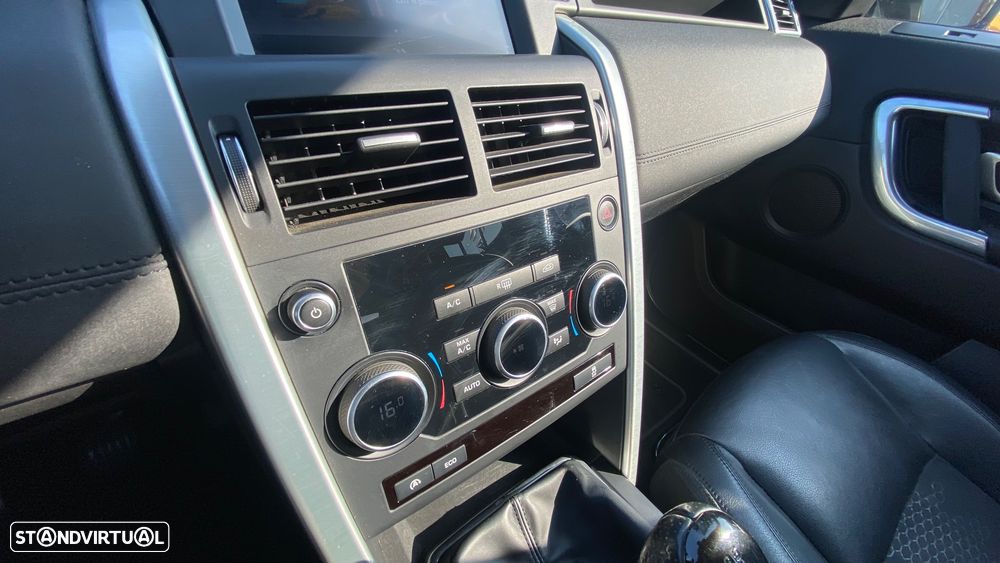 Land Rover Discovery Sport 2.0 TD4 SE - 45