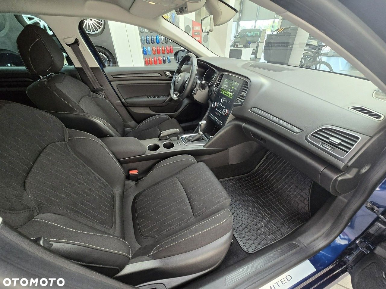 Renault Megane 1.3 TCe FAP Limited EDC - 12