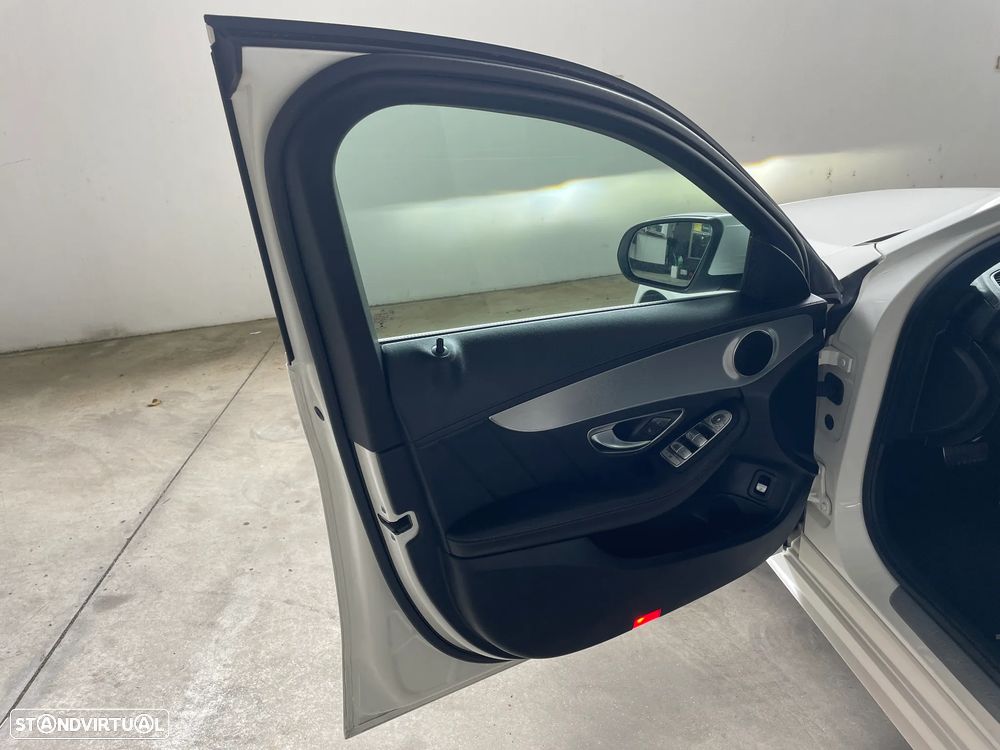 Mercedes-Benz C 220 (BlueTEC) d 7G-TRONIC AMG Line - 9
