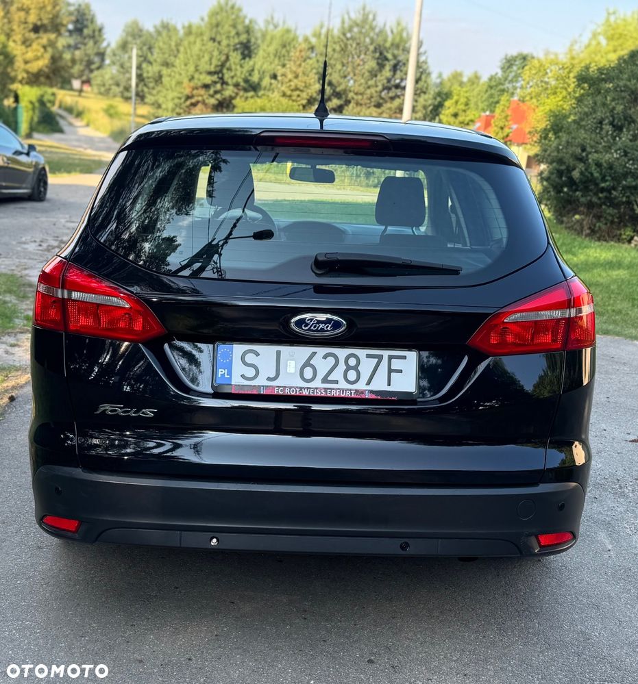 Ford Focus 1.6 Trend - 11