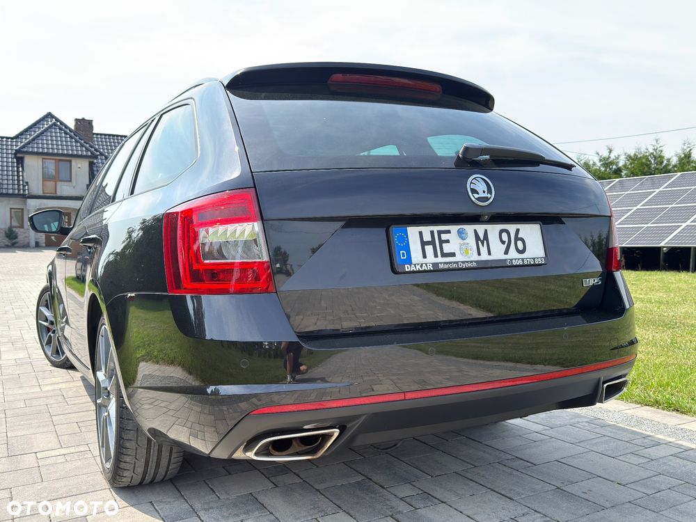 Skoda Octavia 2.0 TDI RS DSG - 4