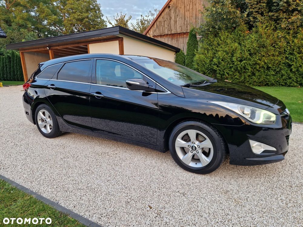 Hyundai i40 i40cw 1.7 CRDi Automatik Fifa World Cup Edition - 12
