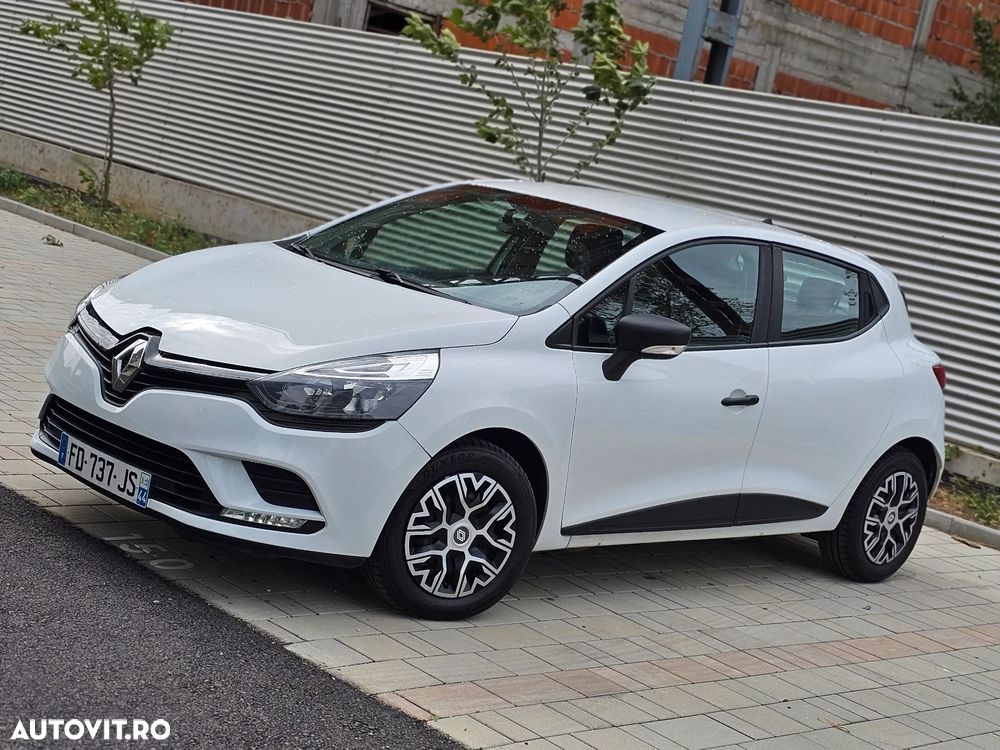 Renault Clio - 27