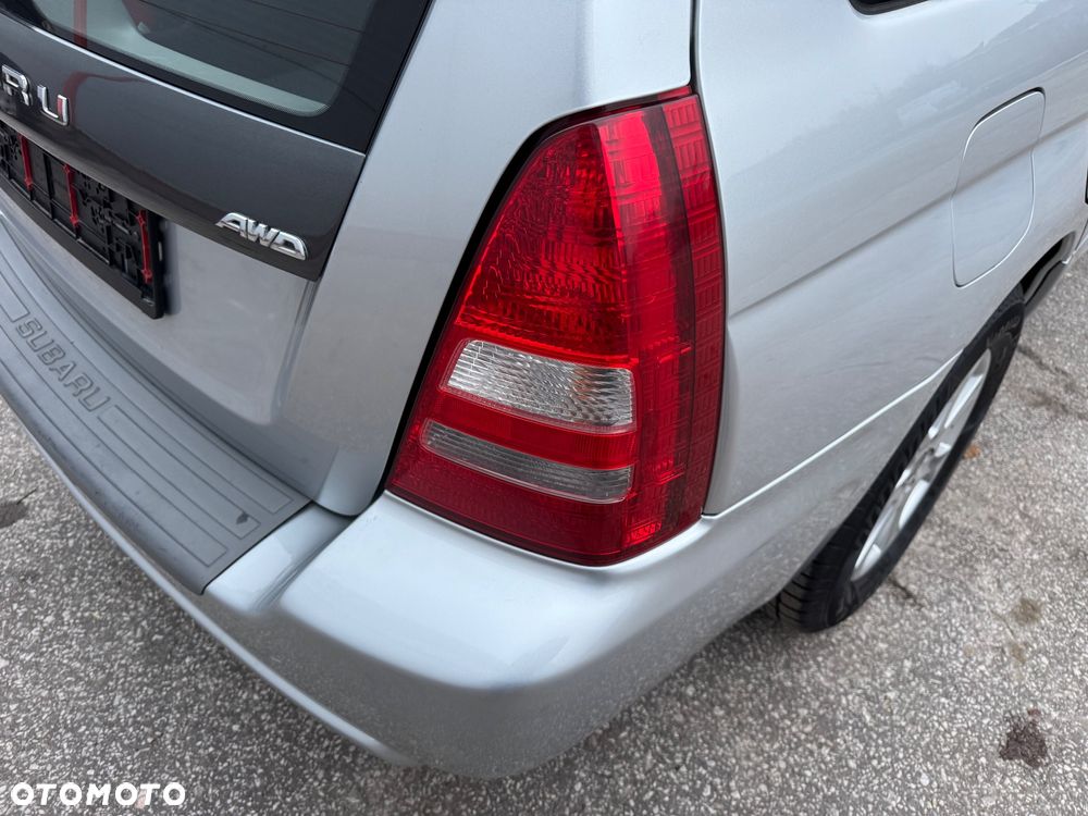 Subaru Forester 2.0 XT Turbo - 10