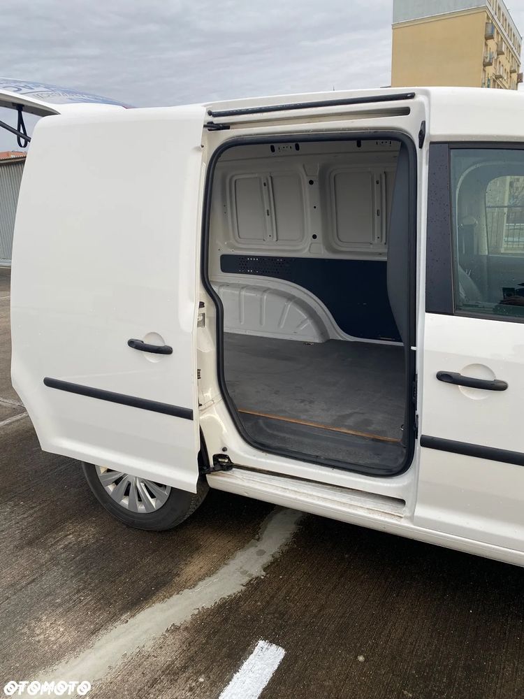 Volkswagen Caddy - 5