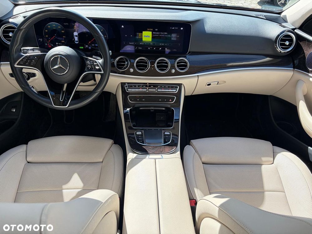 Mercedes-Benz Klasa E 220 d 4-Matic AMG - 18