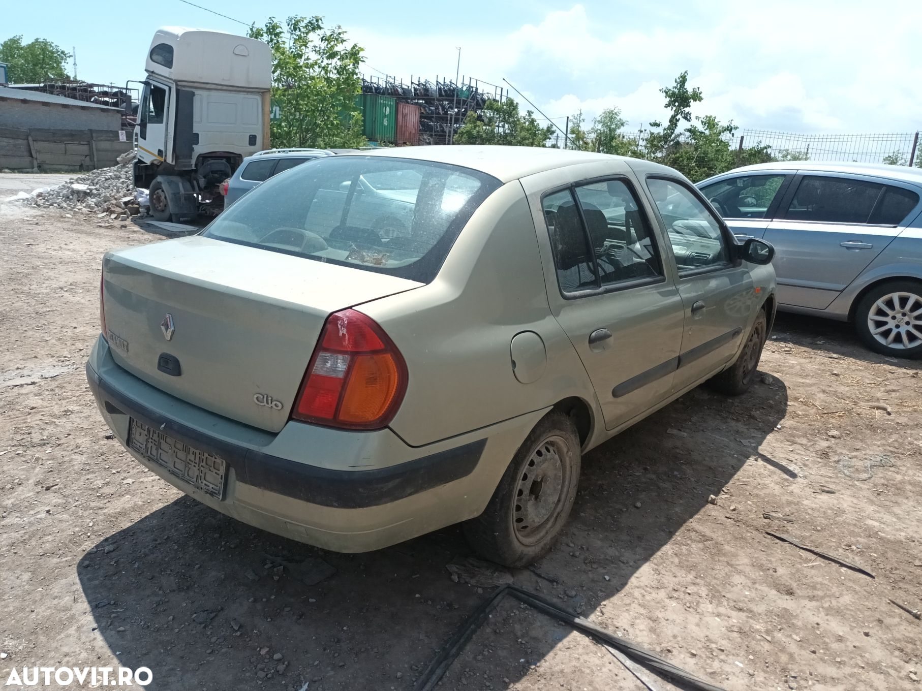 Dezmembrari  Renault CLIO 2 / SYMBOL 1  1998  > 2008 1.5 dCi (SB07) M - 5