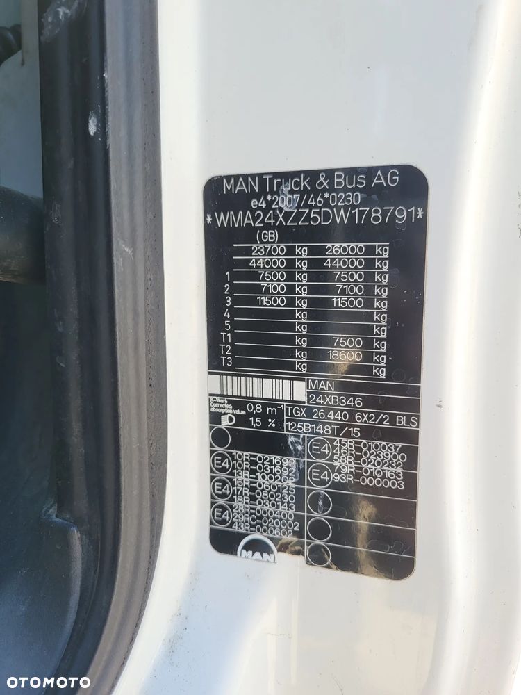 MAN TGX 26.440 6X2 3 osie - 28